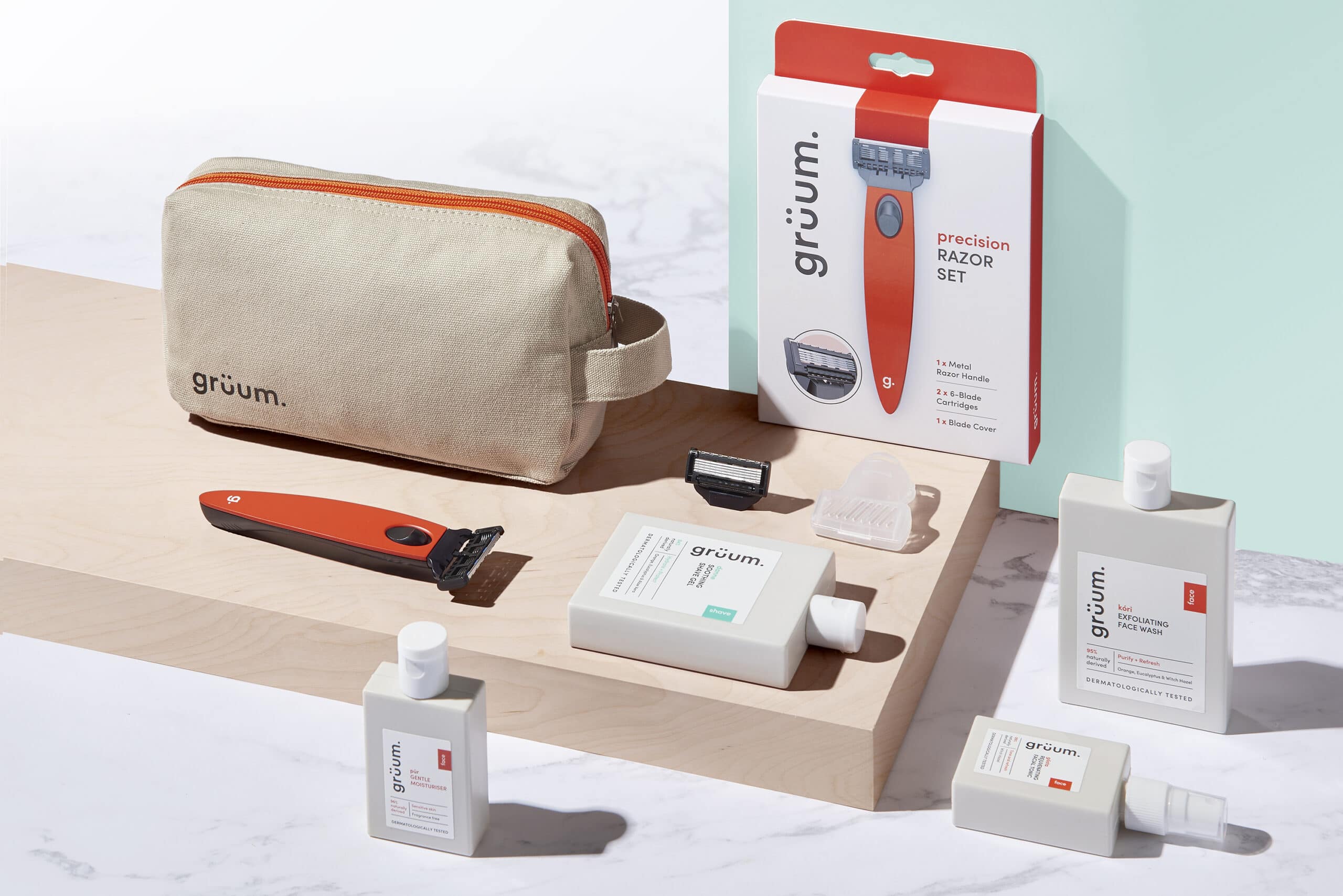 Gruum Ultimate Shave gift set product image with washbag, kori exfoliating face wash, gosta facial tonic, pur gentle moisturiser, danne soothing shave gel, razor handle, blade cartridge, blade cover